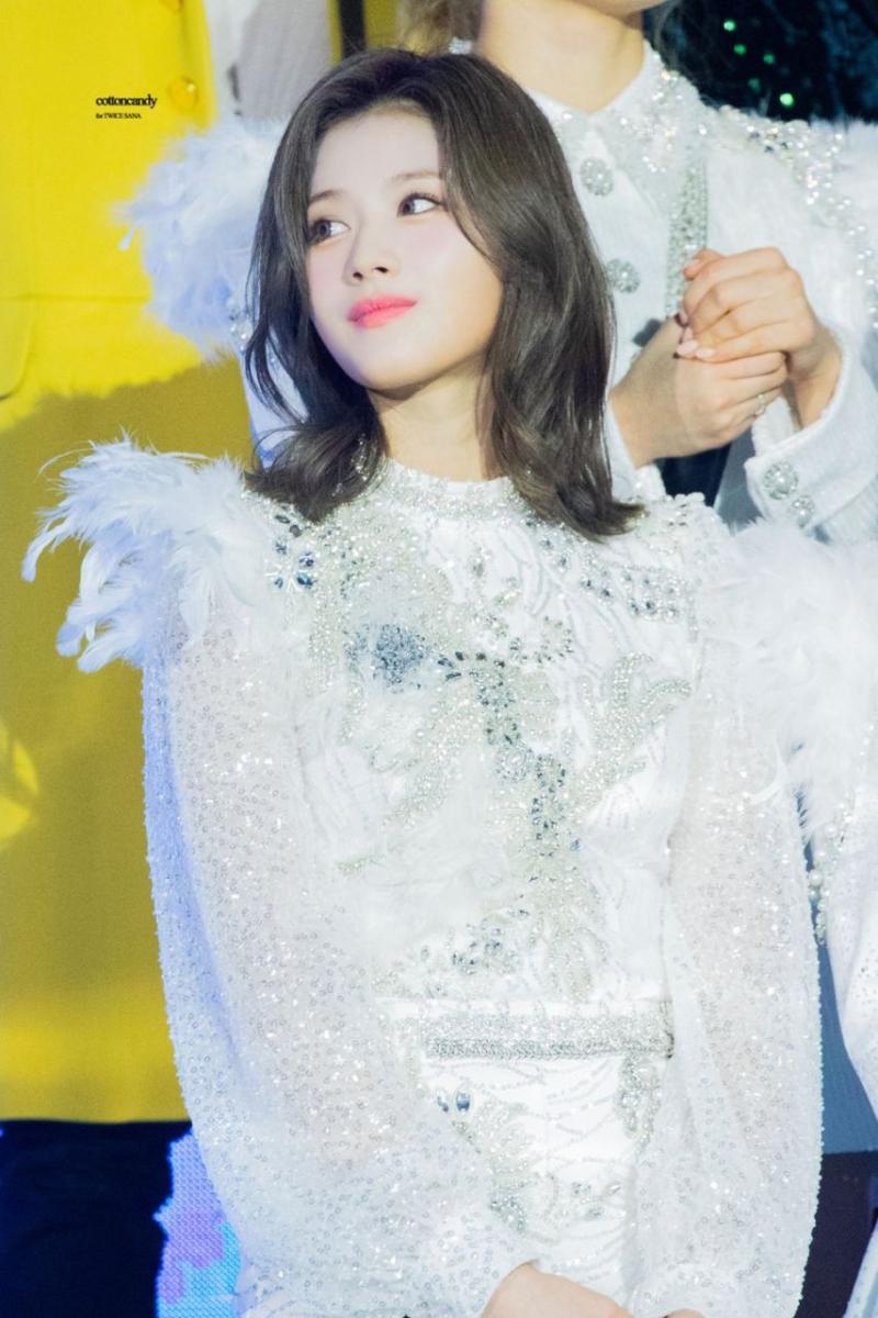 트와이스 사나