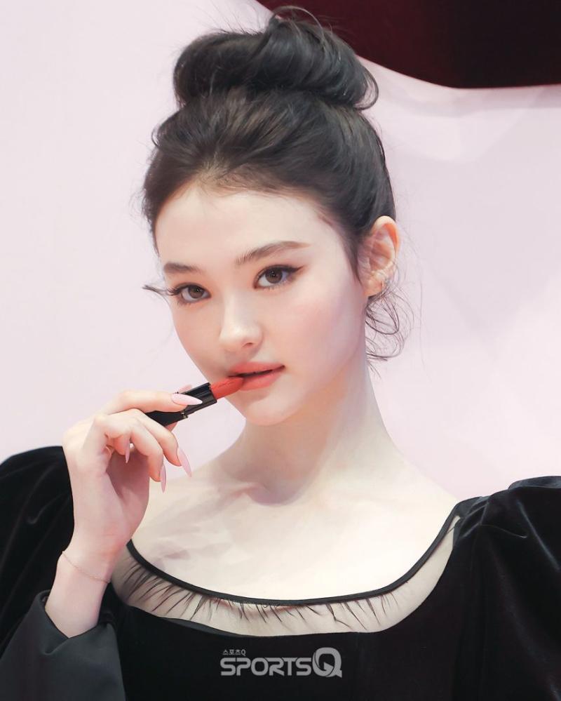 미야오 엘라