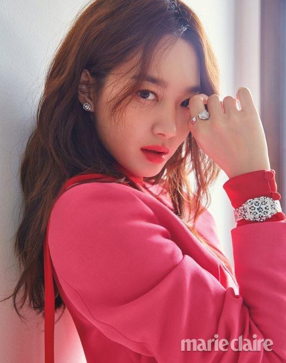 배우 신민아