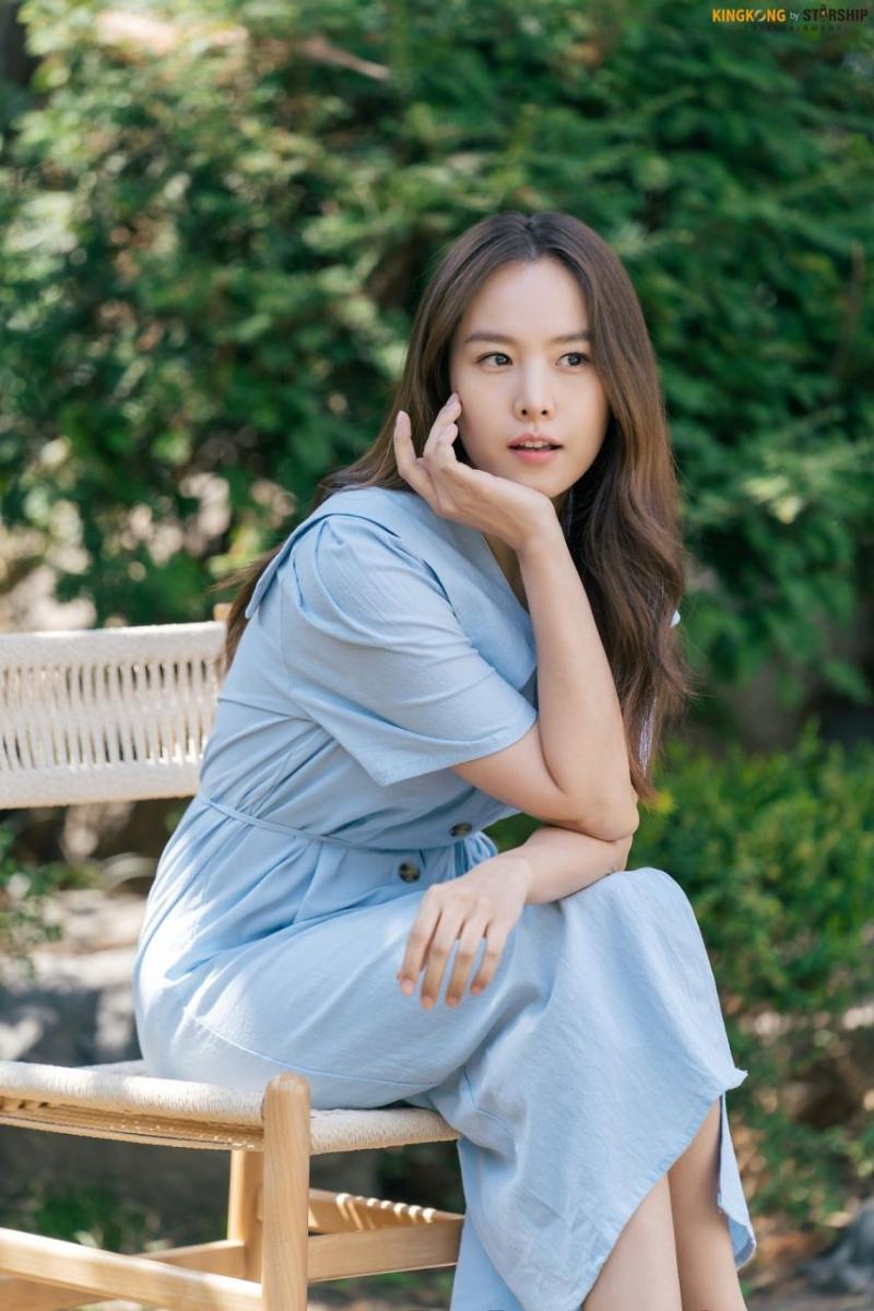 배우 조윤희