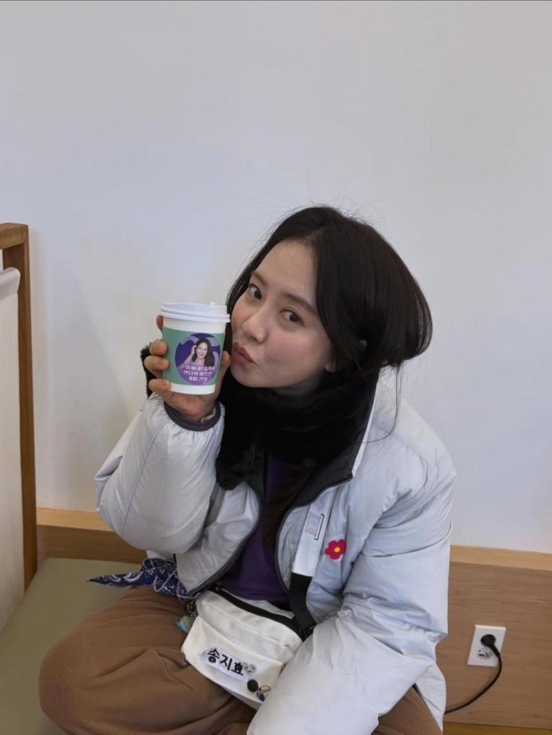 송지효 SNS