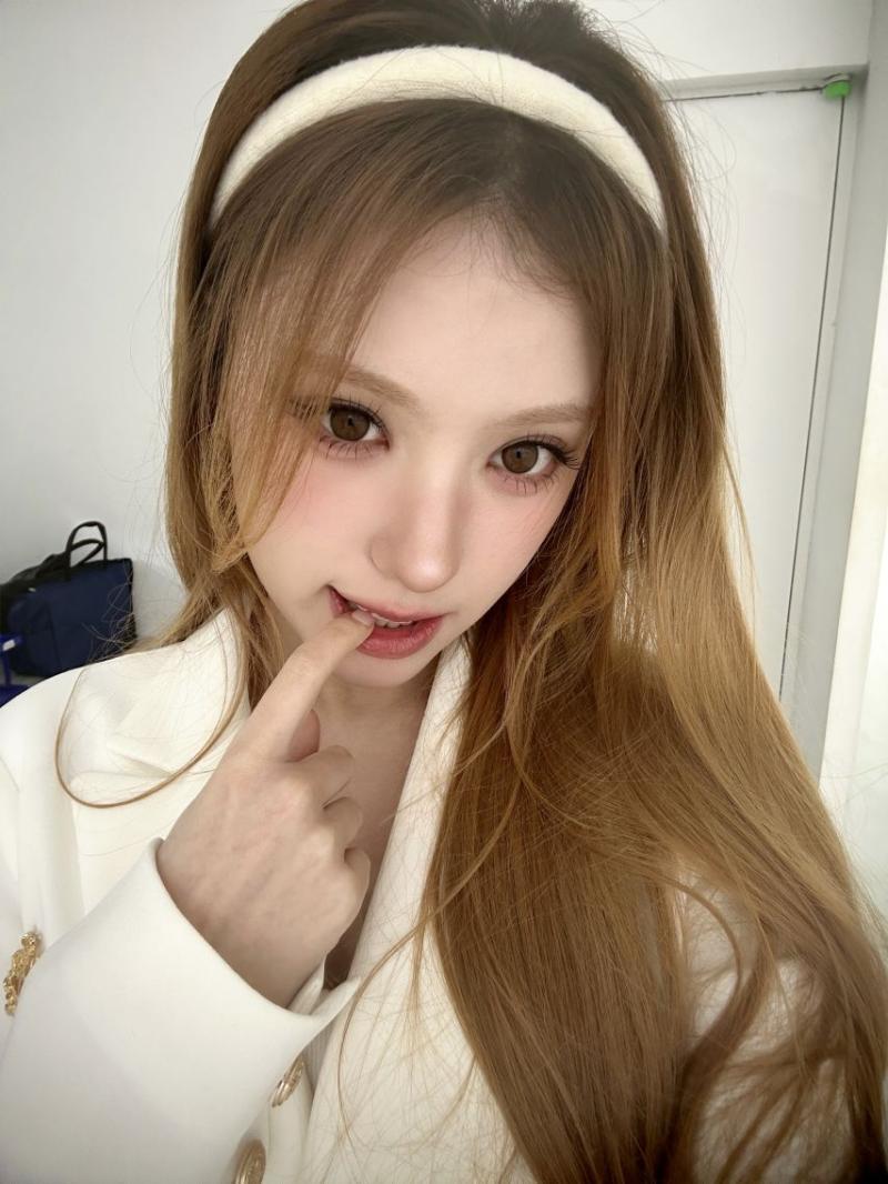 오드유스 마야, 마이카, 예음