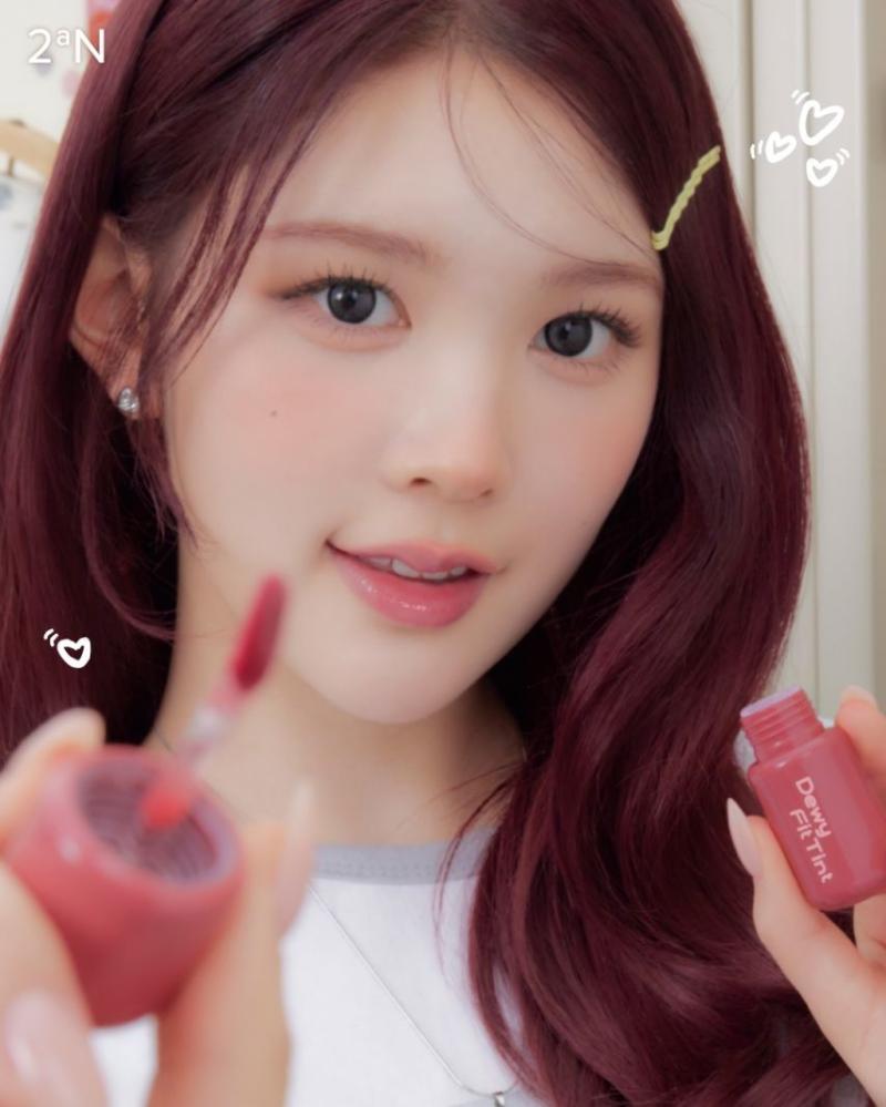 하츠투하츠 에이나