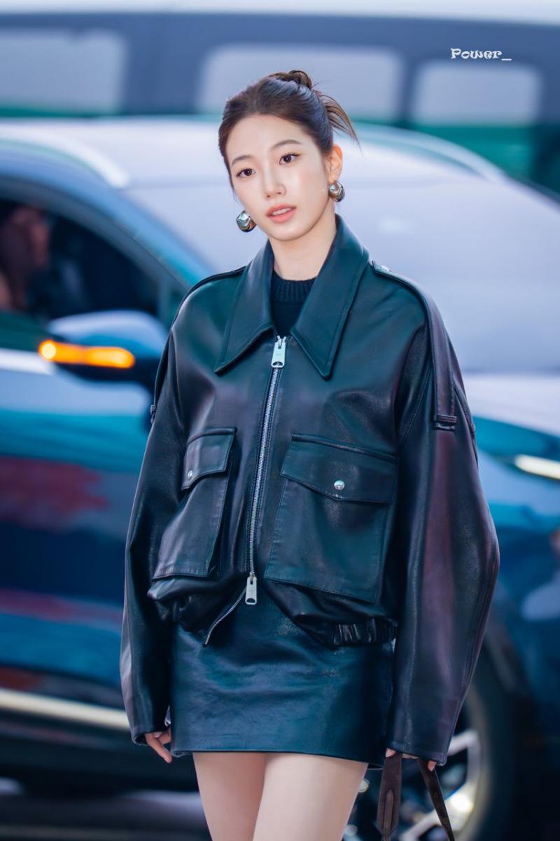 뉴욕으로 출국하는 르세라핌 카즈하