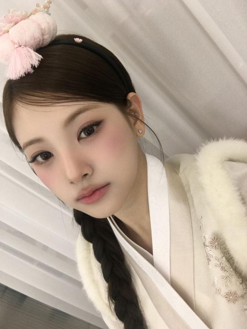 베이비돈크라이 이현