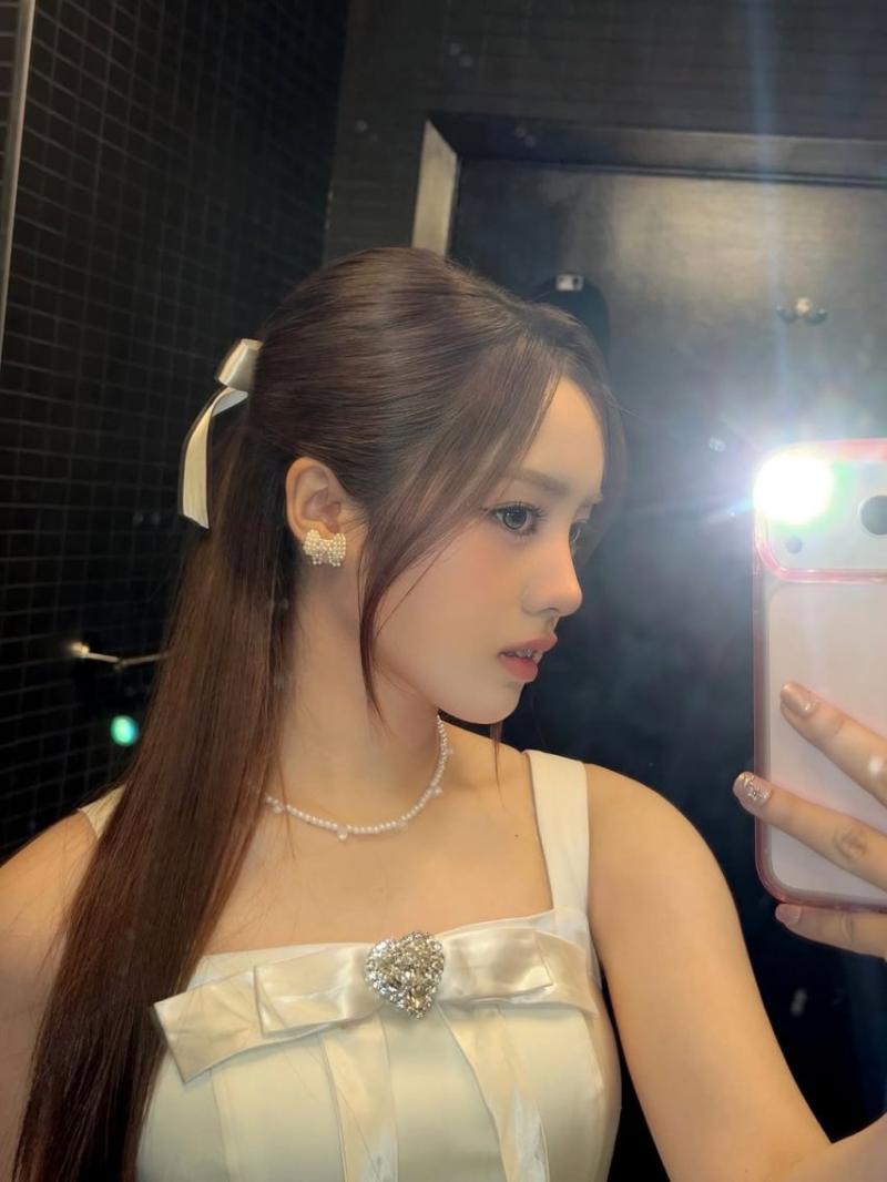 UNIS (유니스) 엘리시아