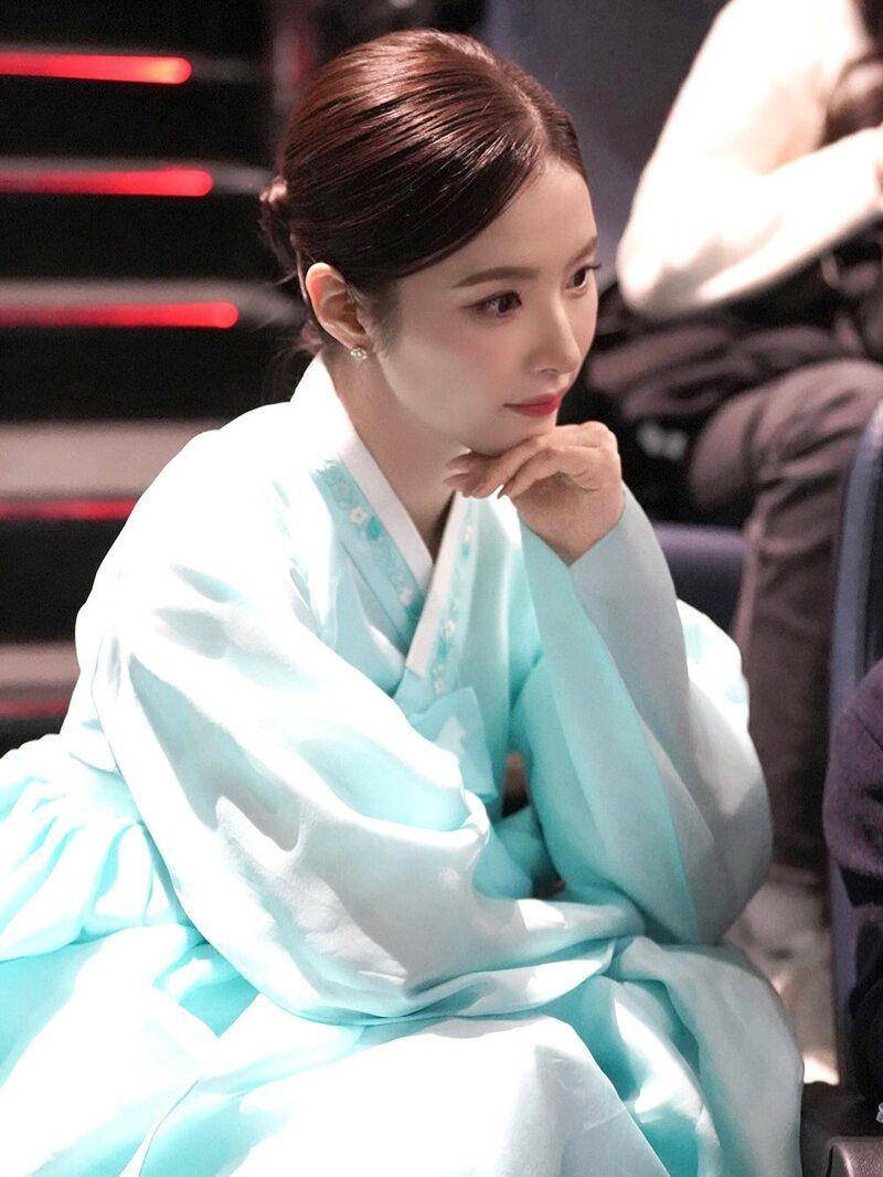 한복입은 신세경.jpg