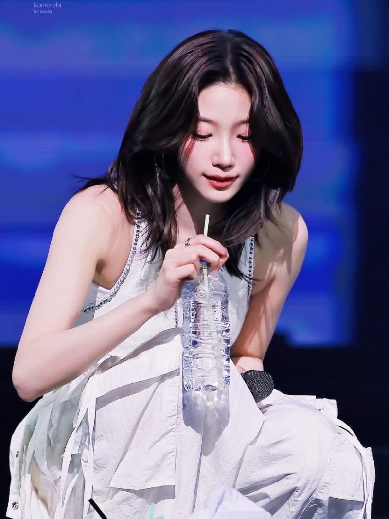 LE SSERAFIM (르세라핌) 카즈하