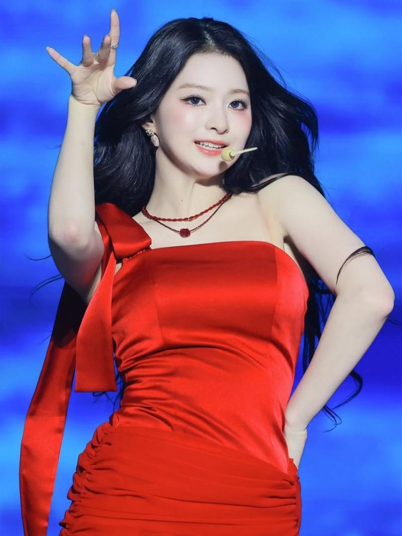 프로미스나인 (fromis_9) 이나경