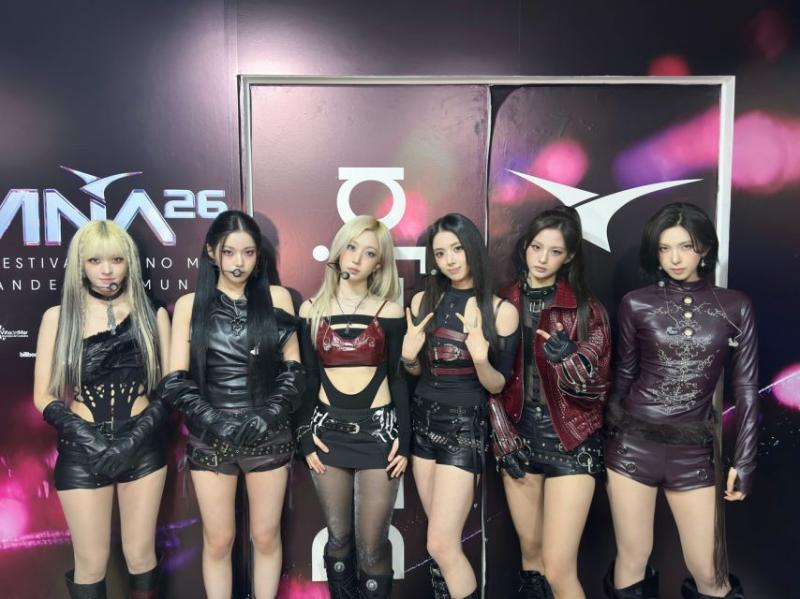 엔믹스 / 릴리 / 해원(릴리,설윤,배이,지우,규진)