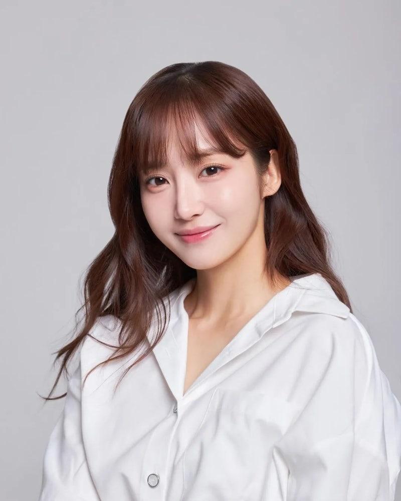 윤태진 아나운서 단아함