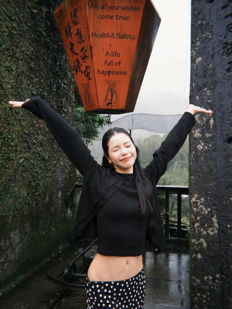 마마무 솔라 SNS