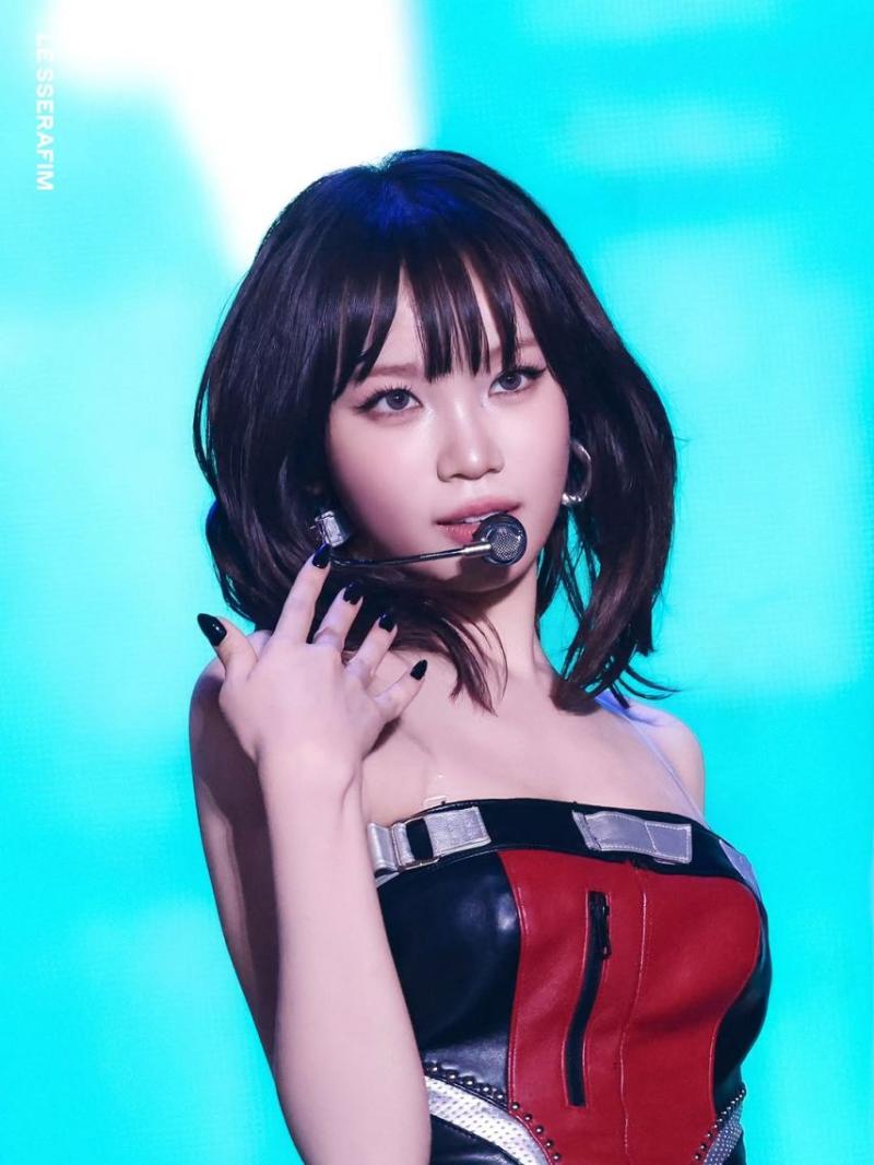 LE SSERAFIM (르세라핌) 김채원