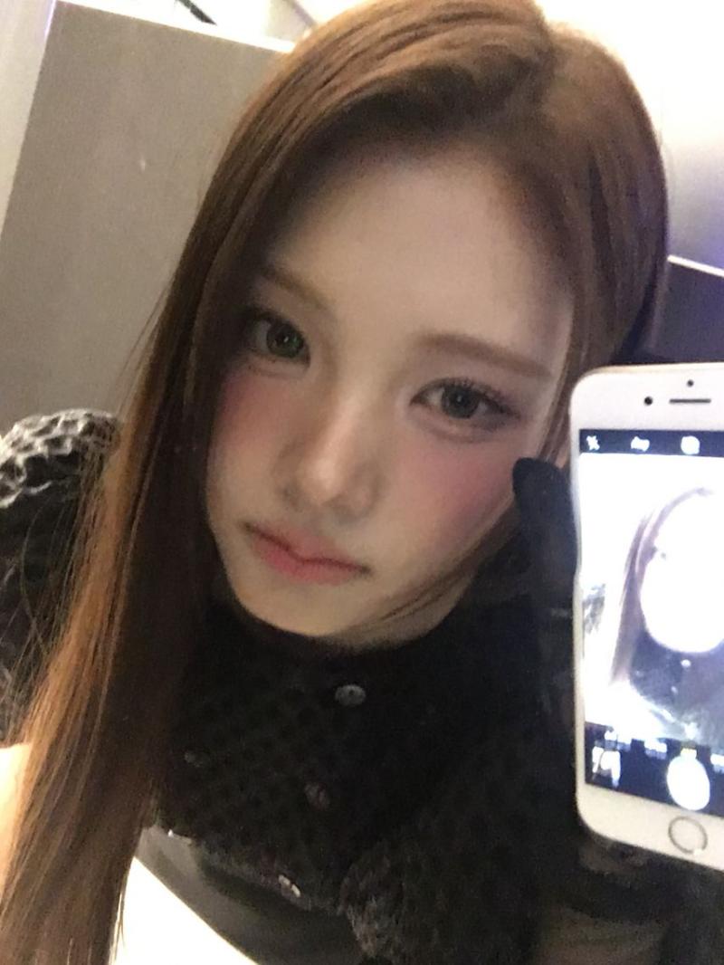 베이비돈크라이 이현