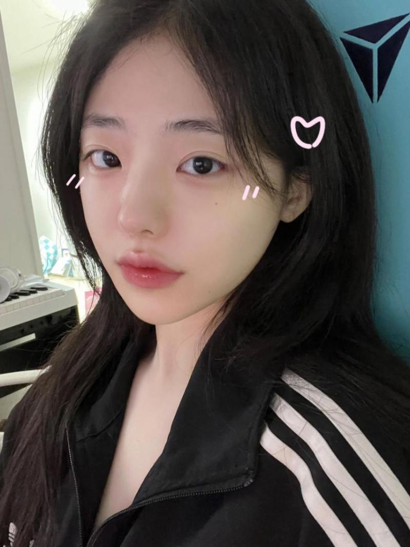 QWER 히나