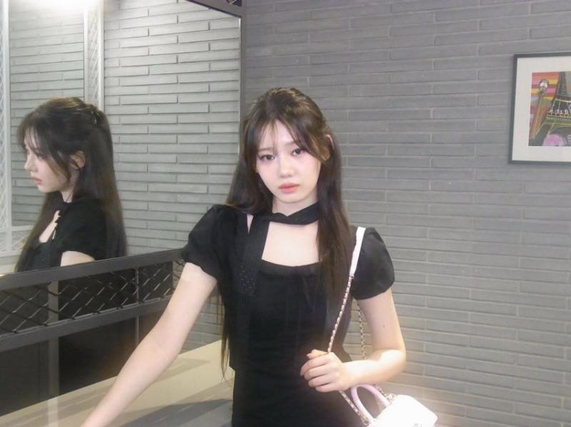 베이비몬스터 로라