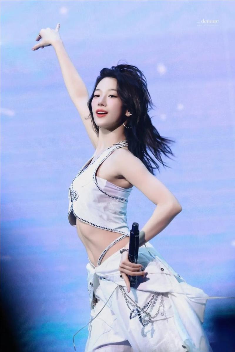 르세라핌 카즈하