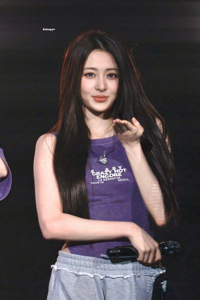 르세라핌 허윤진