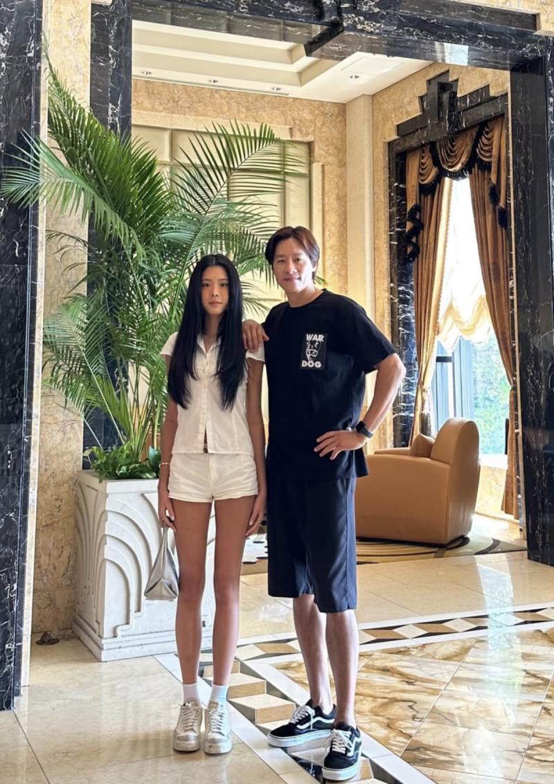 우지원과 딸 우서윤.jpg