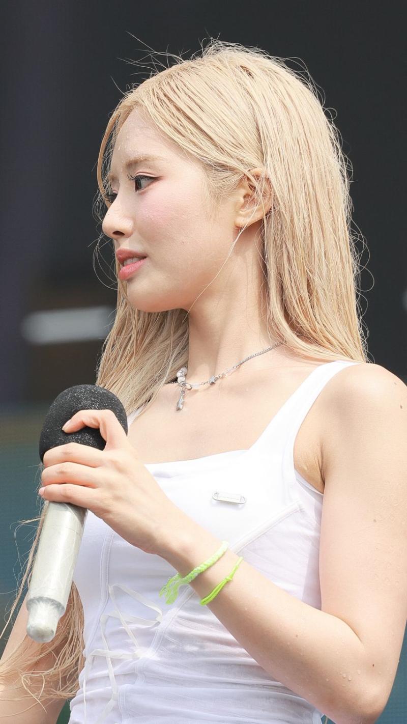 프로미스나인 박지원