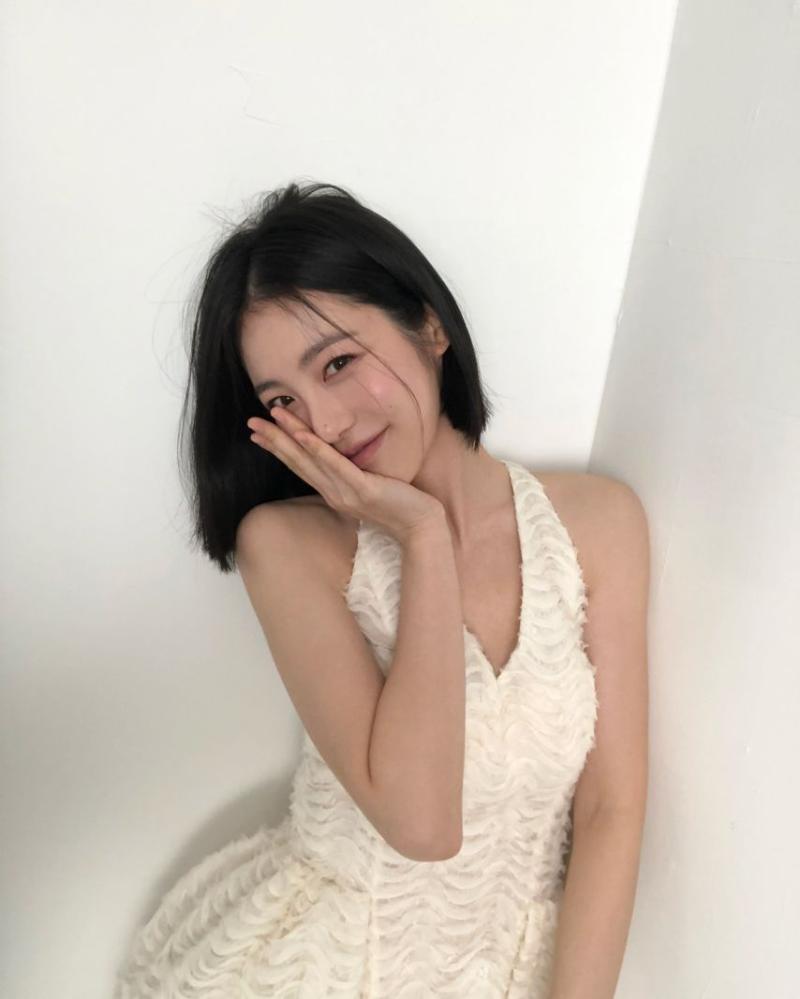 신예은 WWD비하인드