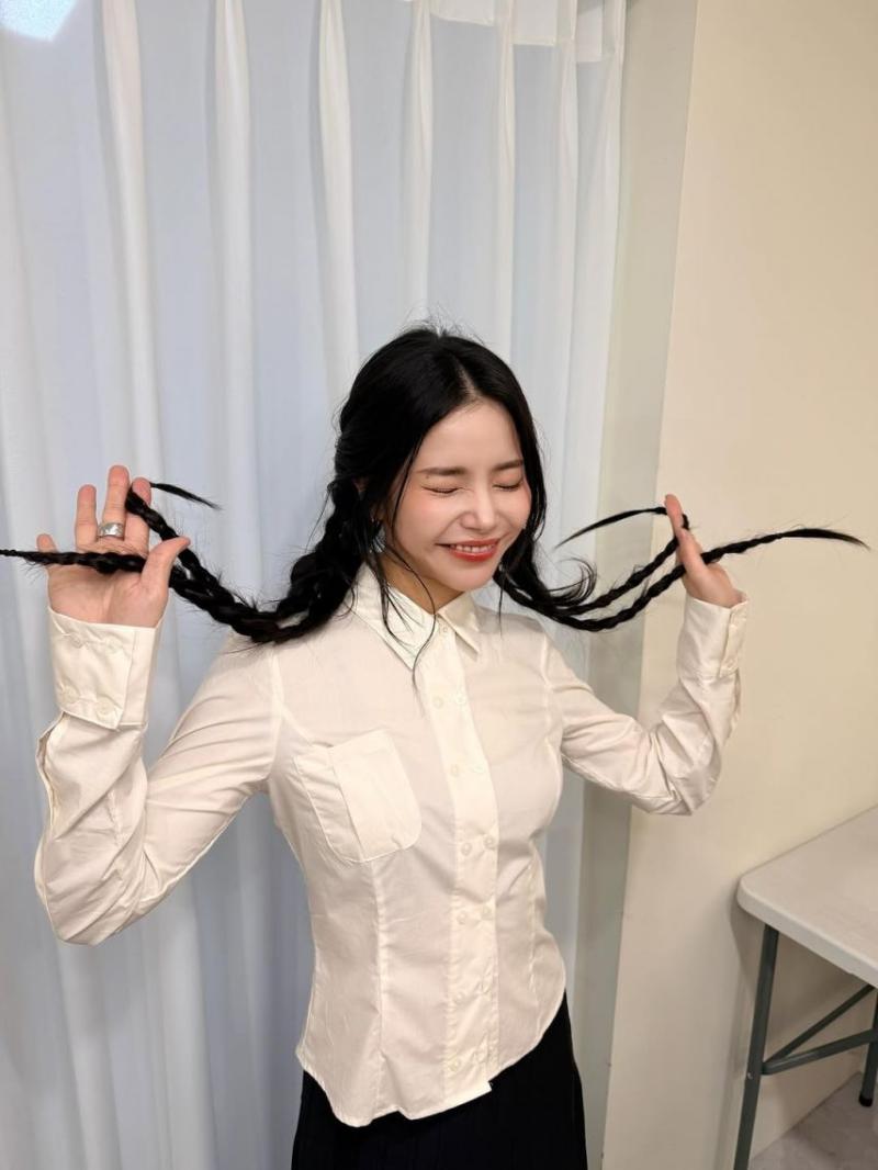 마마무 솔라 SNS