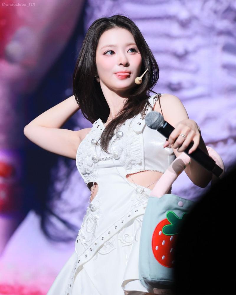 프로미스나인 이나경