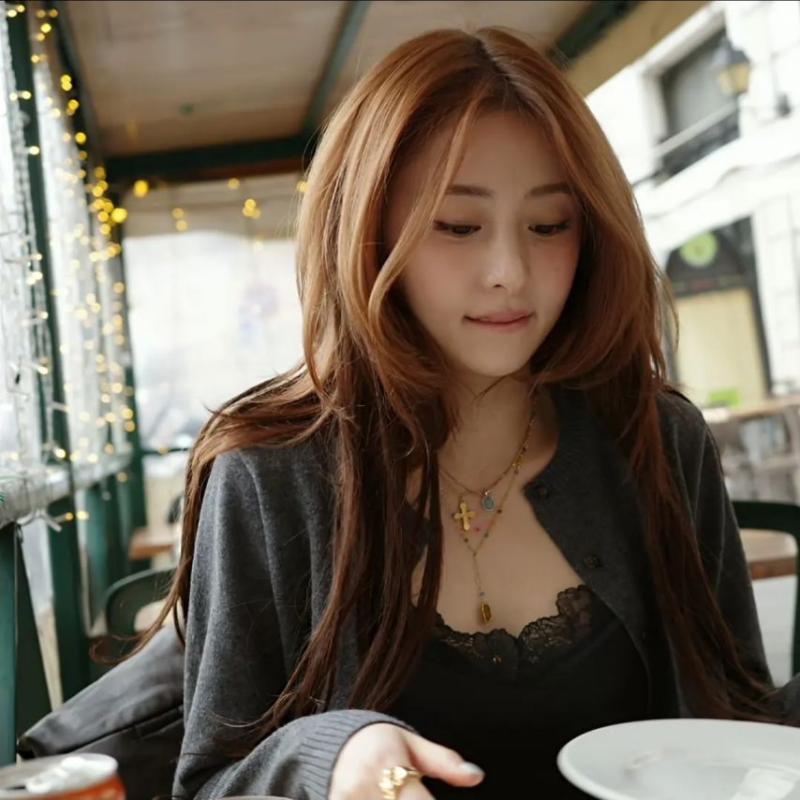 르세라핌 허윤진