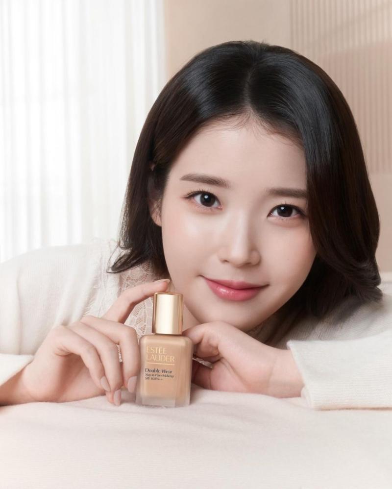 아이유 에스티로더/ 참이슬