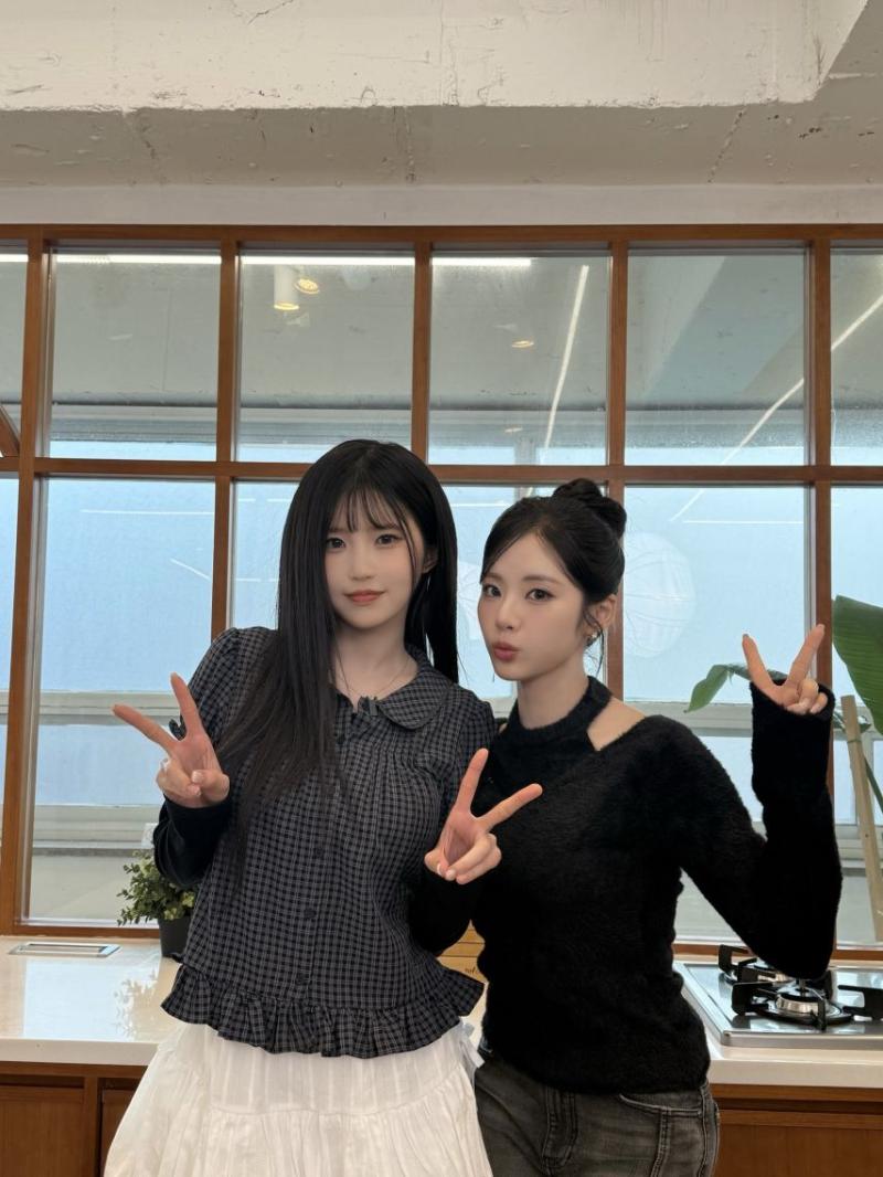 프로미스나인 송하영,박지원,이채영