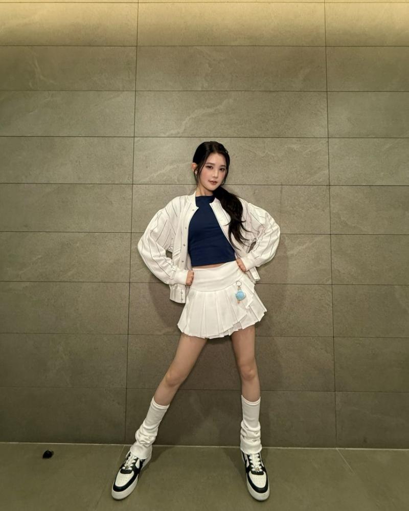 하츠투하츠 에이나