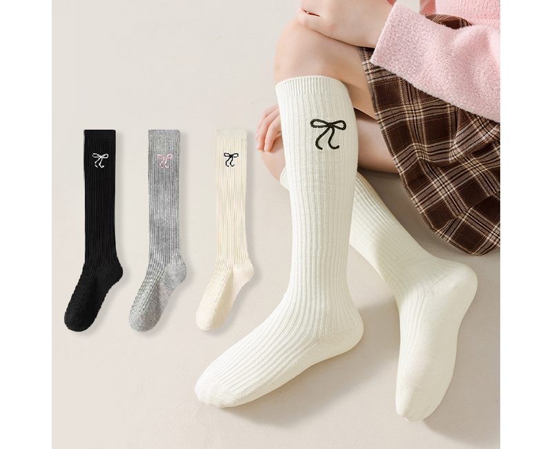 시너싹스 아동용 클래식 자수 리본 니삭스 3켤레 세트