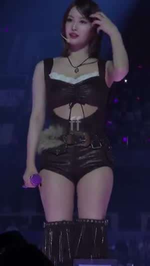 오늘자 모모