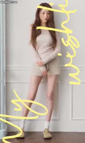 슬래머 몸매...여자친구 소원 화보 촬영 . GIF