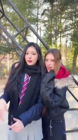 오드유스 써머, 마야