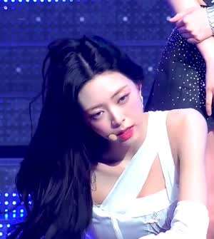 있지 유나
