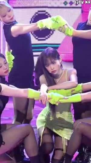 레몬색 끈나시 밀착 몸매 검스 츄