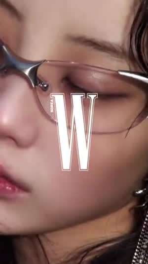 아일릿 원희 W