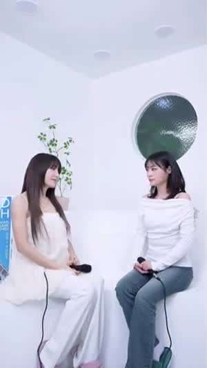 QWER 시연 & 바다 (케데헌 루미 아덴조 샤라웃)