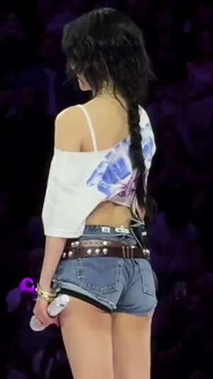 헐렁한 청핫팬츠 검정 속바지 트와이스 미나 쯔위 뒤태