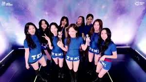 트와이스 TEN: 유니폼