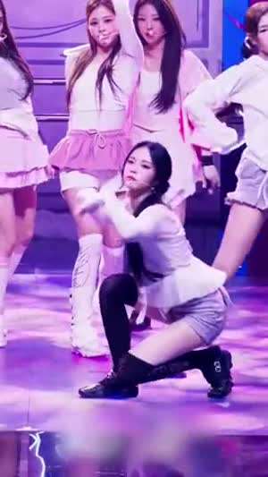 하츠투하츠 이안 찰진 뒤태