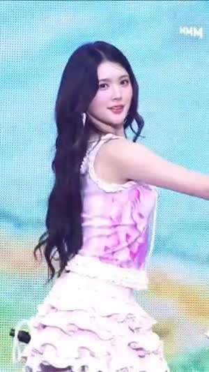 하츠투하츠 에이나