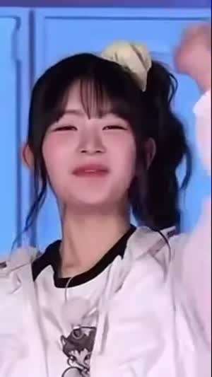 평소 vs 무대 위 캡 차이 아이브 레이