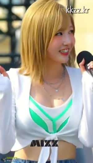 물 쏘는 세이마이네임 히토미