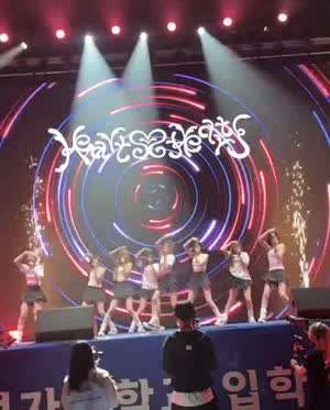 하츠투하츠 at 숙명여대