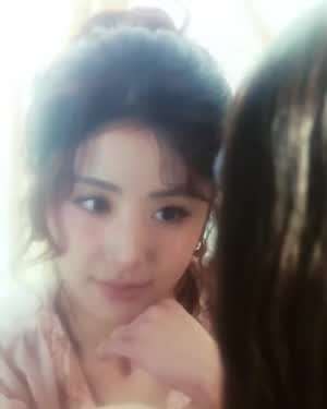 르세라핌 허윤진,카즈하 마리끌레르