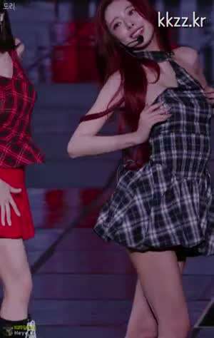 (있지) 유나 뒤태 속바지 엉밑살.mp4