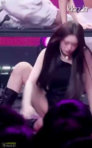 다 검은색 아이브 이서