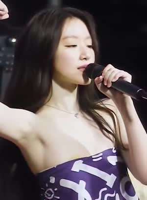 아이들 슈화 뽀얀피부 반다나 튜브탑 위로 니플패치 살짝....mp4